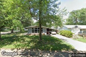 2 E Southland Dr, Haven, KS 67543
