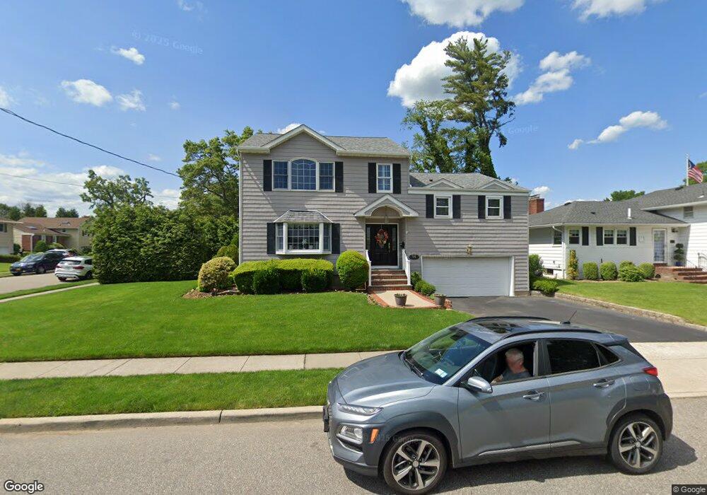 75 Bayberry Ave, Garden City, NY 11530 - photo 1