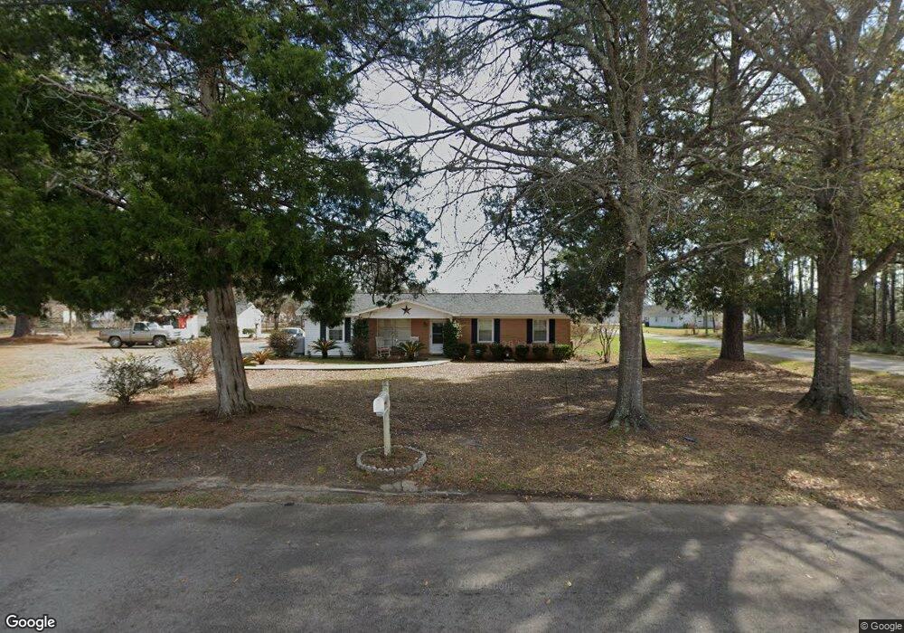 615 S Hazel Ave, Andrews, SC 29510 - photo 1