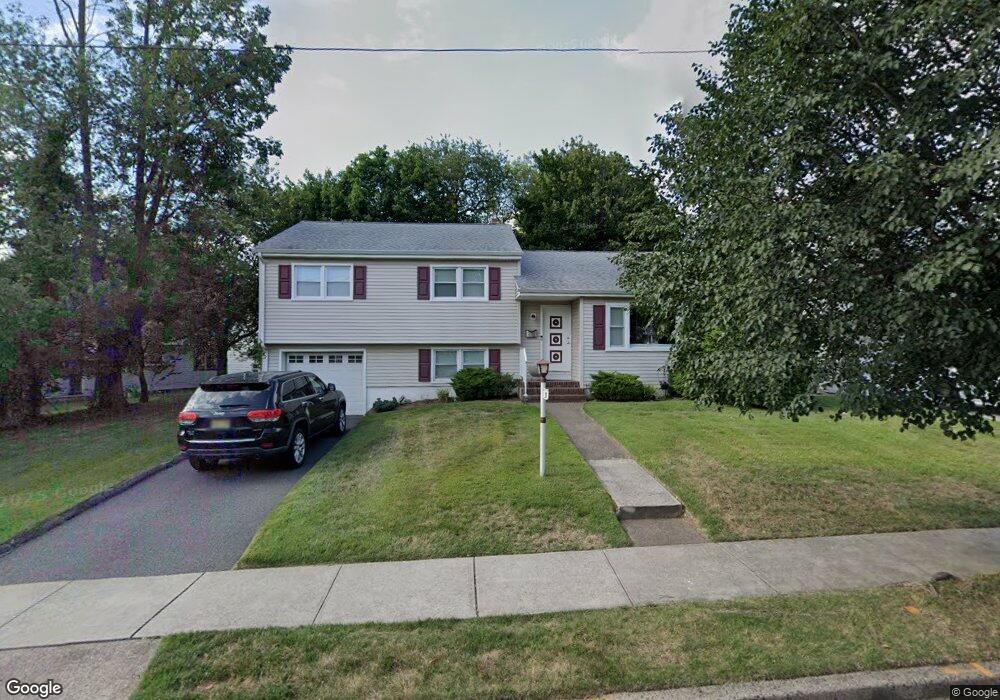 39 Elmbrook Place, Bloomfield, NJ 07003 - photo 1