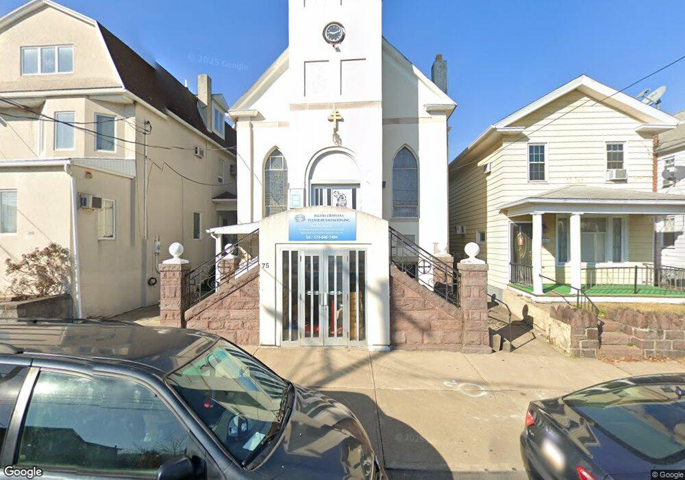 79 Loomis St, Wilkes Barre, PA 18702 - photo 1