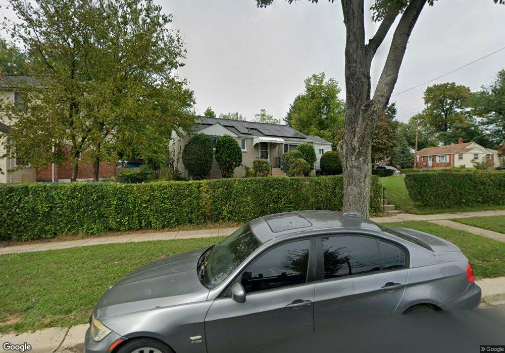 12716 Parkland Dr, Rockville, MD 20853 - photo 1