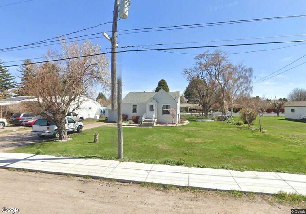 1927 Park Ave, Burley, ID 83318 - photo 1