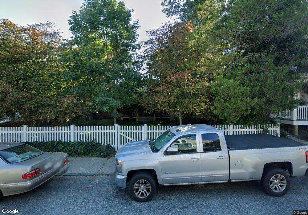 27 Rhode Island Ave, Newport, RI 02840 - photo 1