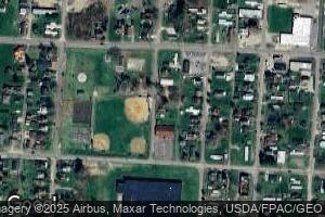640 Art Lewis St, Middleport, OH 45760