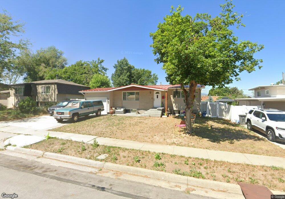 8476 S 1520 E, Sandy, UT 84093 - photo 1