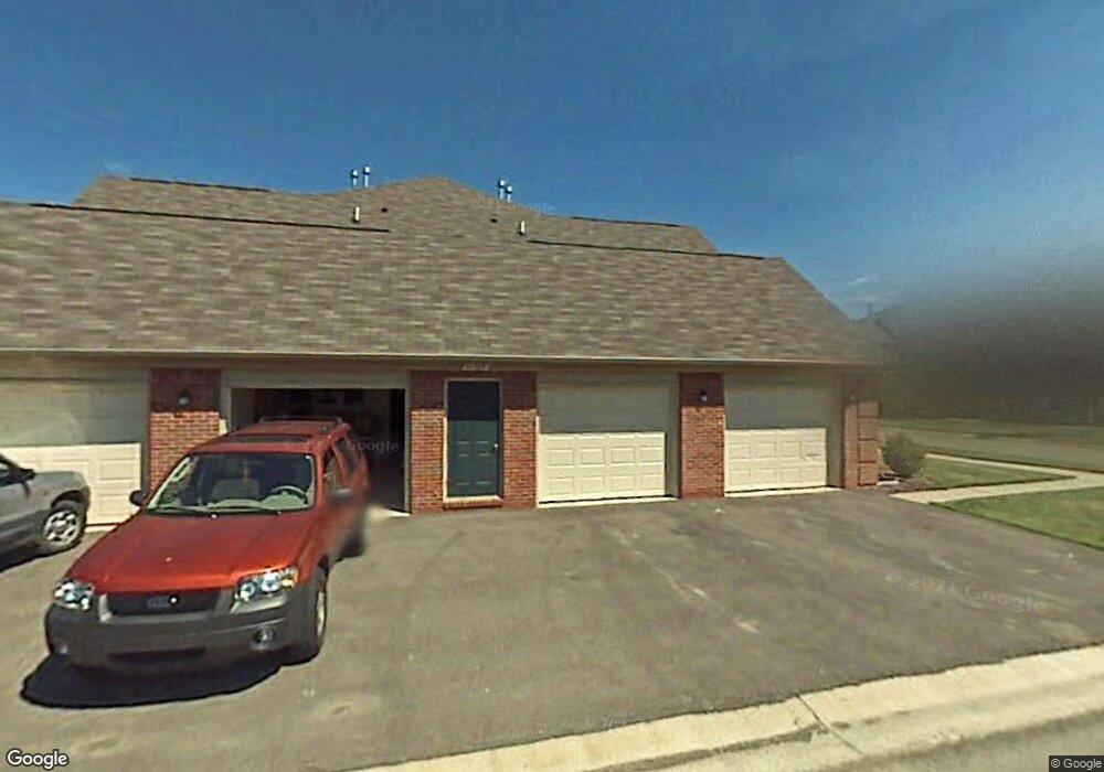 20677 Henry St unit 4, 25, Trenton, MI 48183 - photo 1