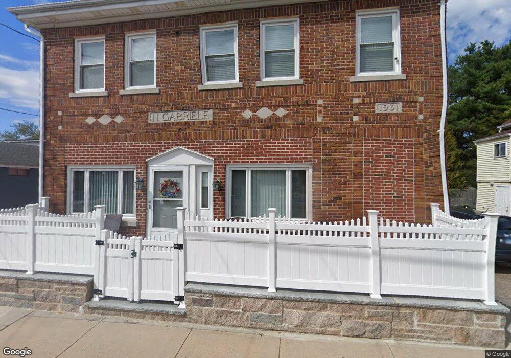 85 Pierce St, Westerly, RI 02891 - photo 1