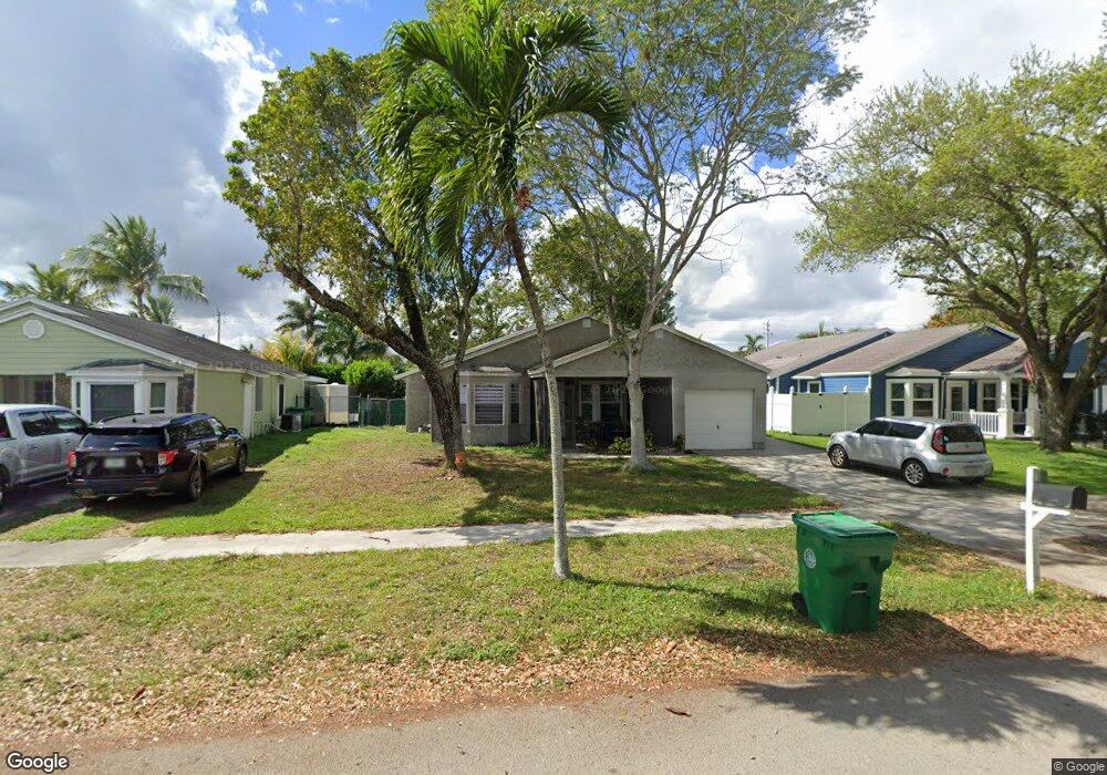 1721 SW 129th Way, Davie, FL 33325 - photo 1