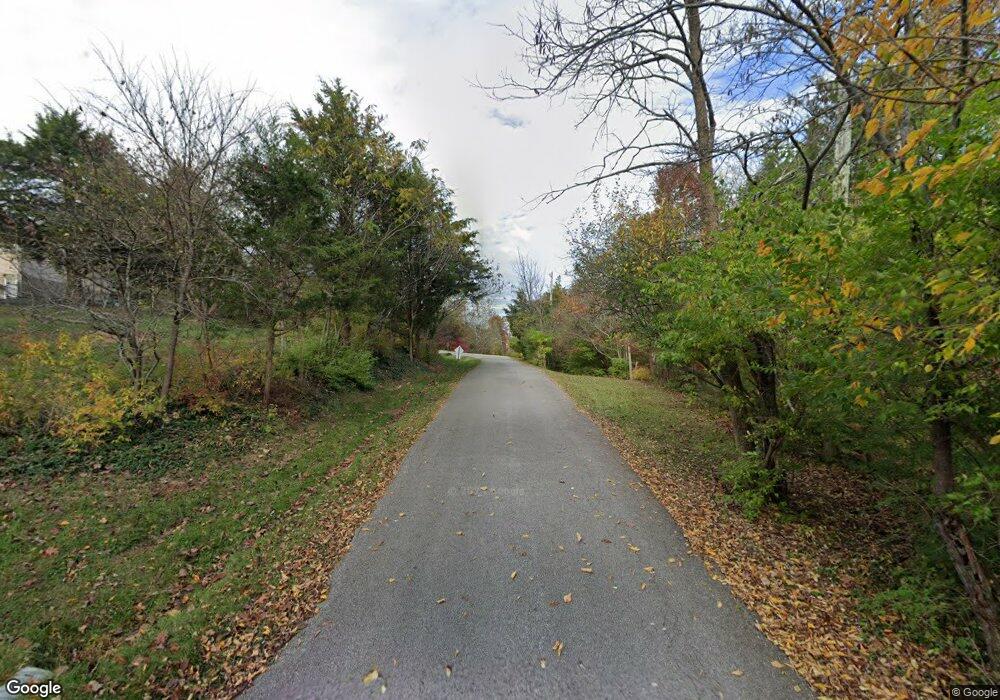 69 Hickory Ln, La Grange, KY 40031 - photo 1