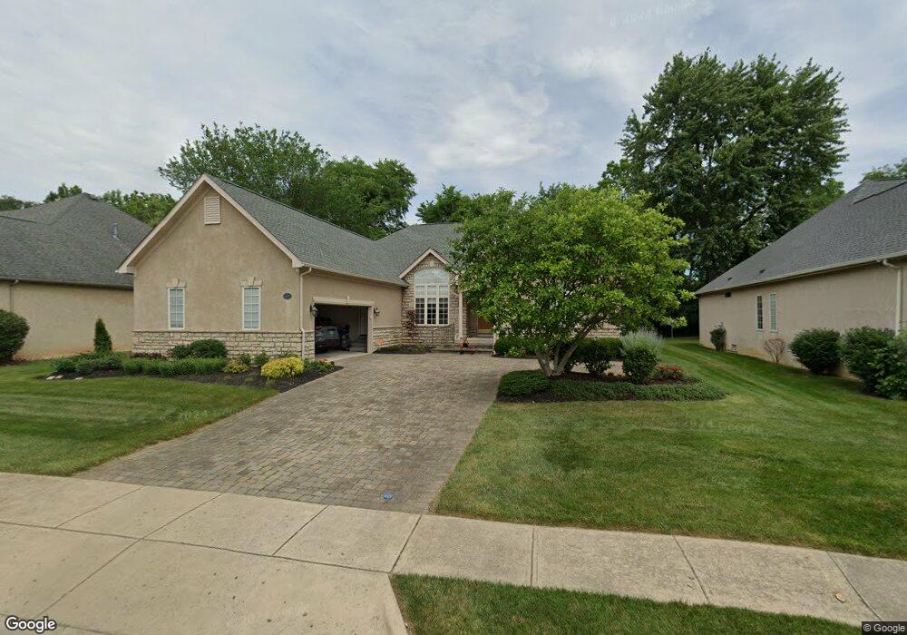 6192 McNaughten Grove Ln, Columbus, OH 43213 - photo 1