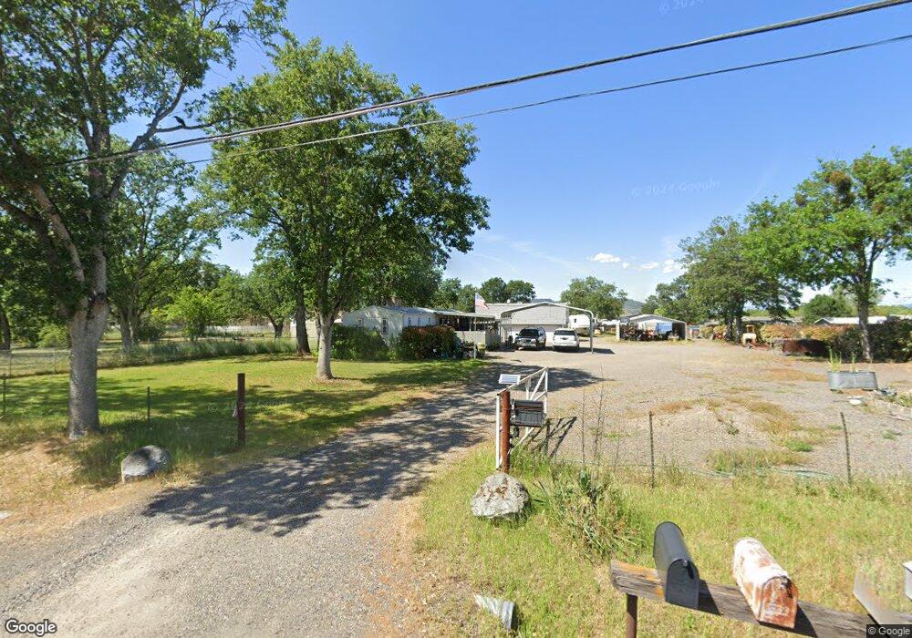 640 Raven Rd, Central Point, OR 97502 - photo 1