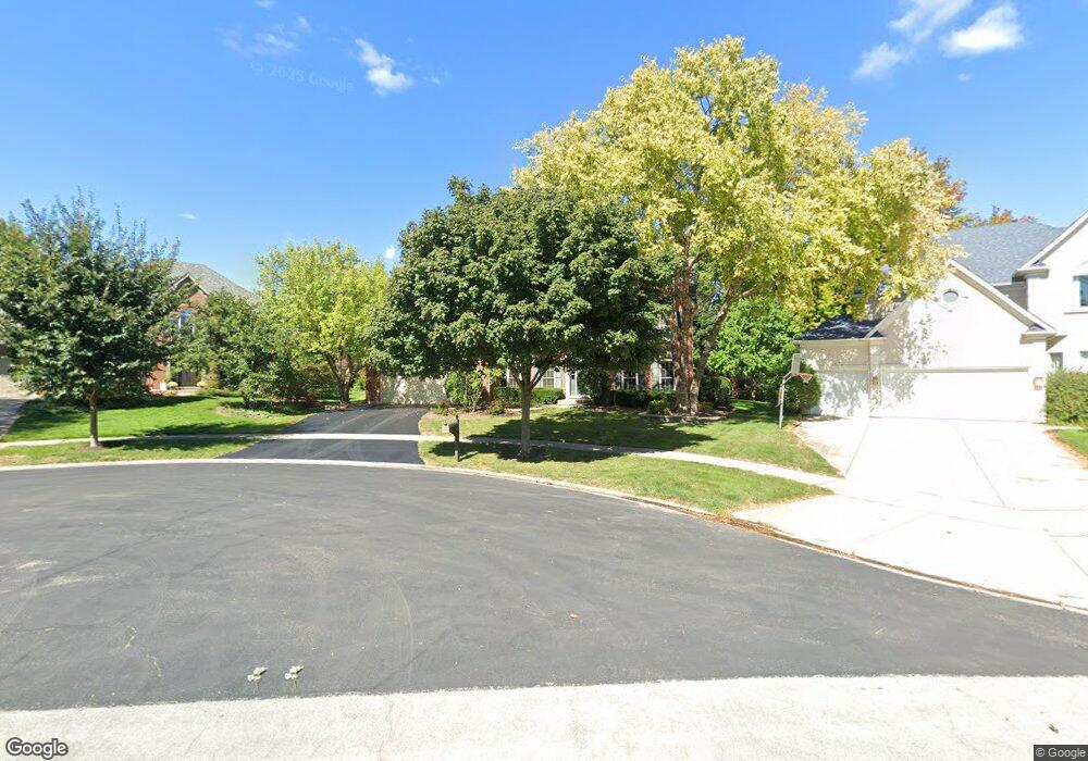 1251 Cromwell Ln, Naperville, IL 60564 - photo 1