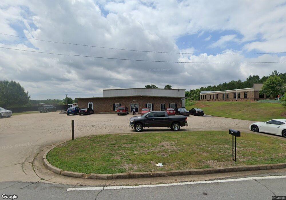 397 E Broad St, Winder, GA 30680 - photo 1