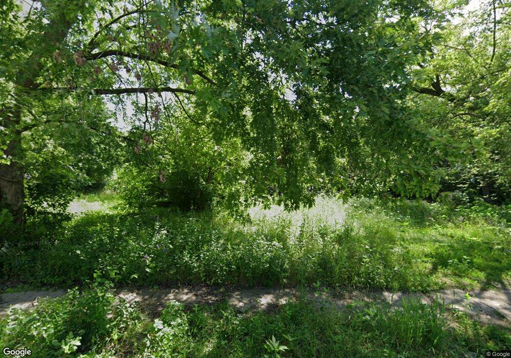 718 Columbus Ave, Albert Lea, MN 56007 - photo 1