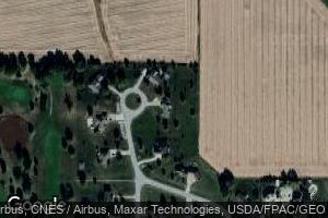 250 Golfview Dr, Durant, IA 52747