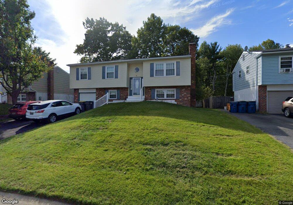 10 Heather Rd, Newark, DE 19702 - photo 1