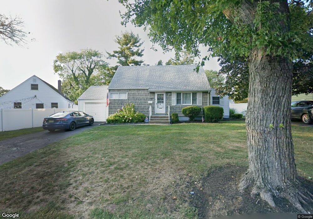 6 Longfield Rd, New Brunswick, NJ 08901 - photo 1