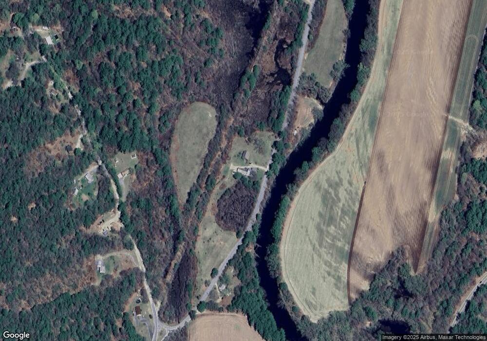 160 Old Westport Rd, Winchester, NH 03470 - photo 1