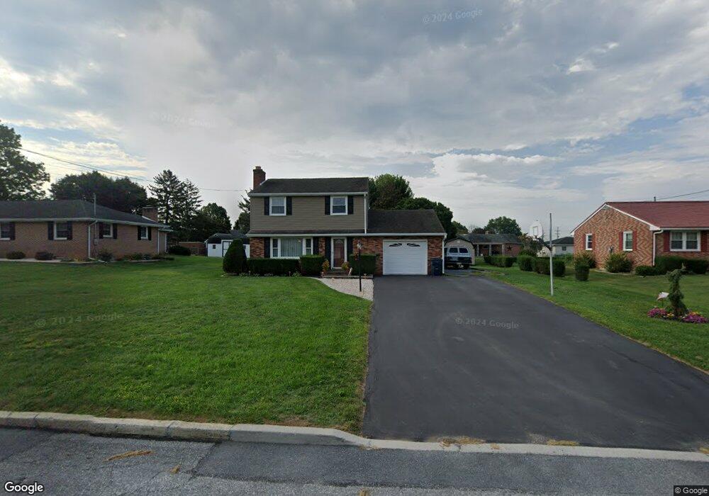 402 Catherine St, Greencastle, PA 17225 - photo 1