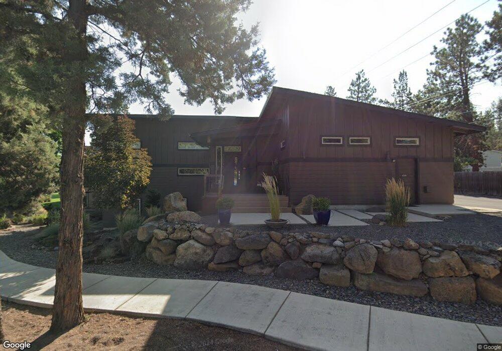 20075 Alderwood Cir, Bend, OR 97702 - photo 1