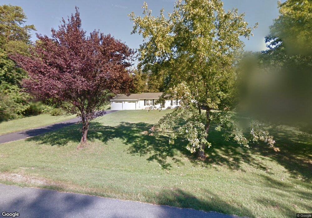 2405 Pinecrest Ln, Fredericksburg, VA 22408 - photo 1