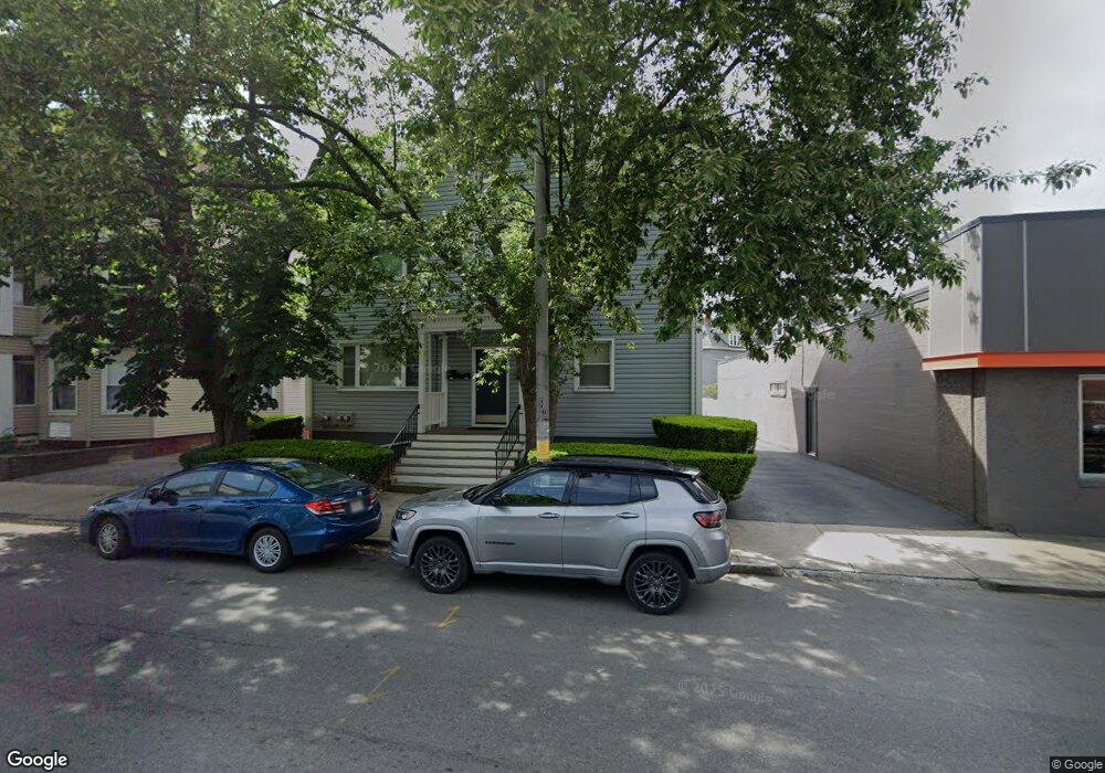 110 Lewis St unit 1, Lynn, MA 01902 - photo 1