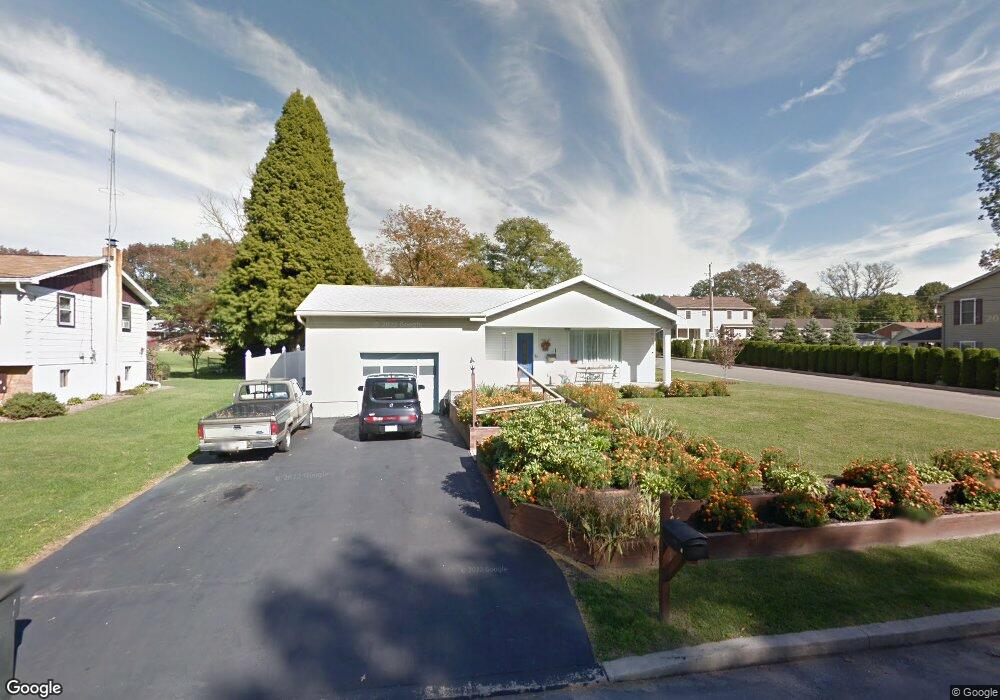 402 Cypress St, Walnutport, PA 18088 - photo 1