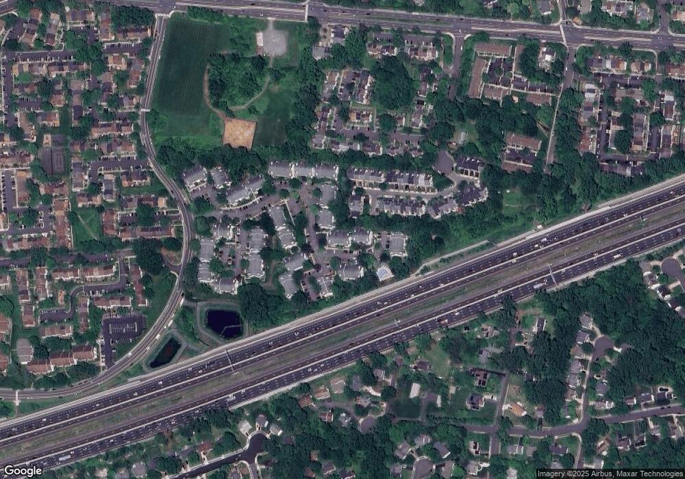 10020 Oakton Terrace Rd, Oakton, VA 22124 - photo 1