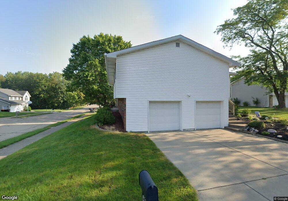 3617 W Malabar Ct, Peoria, IL 61615 - photo 1