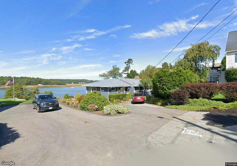 18 Juniper Rd, Gloucester, MA 01930 - photo 1