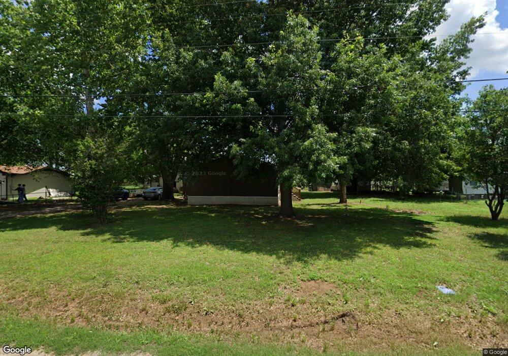 109 N Wilson St, Boyd, TX 76023 - photo 1