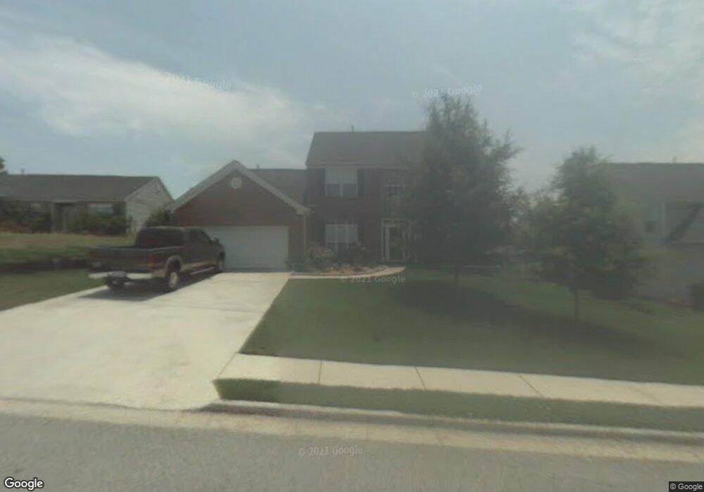 825 Glen Abbey Dr, Sugar Hill, GA 30518 - photo 1