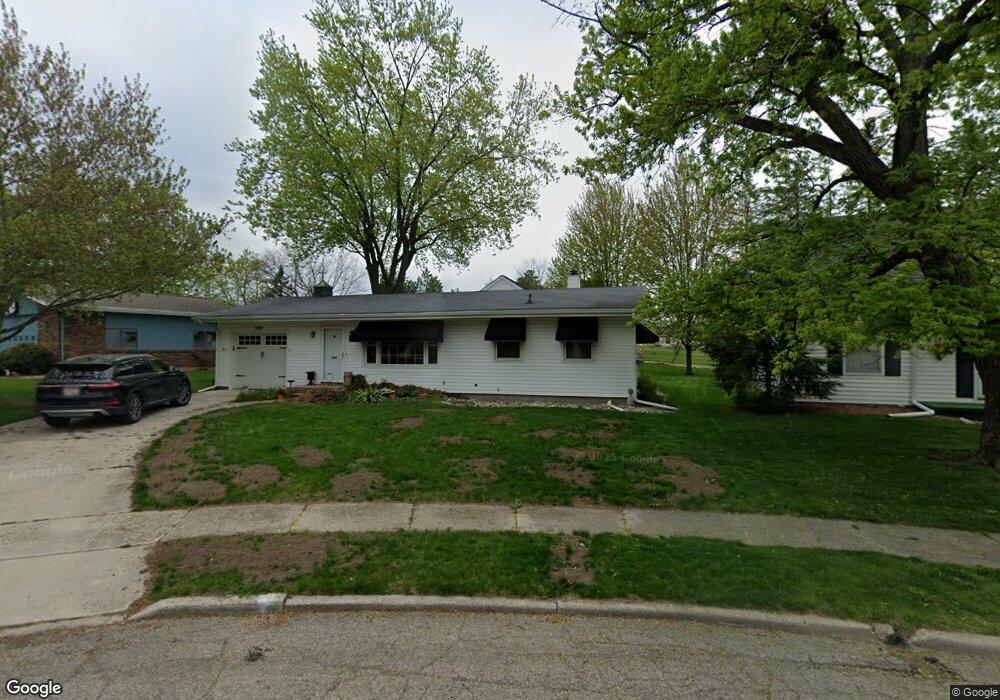 1236 Madison Dr, Adrian, MI 49221 - photo 1