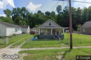 1918 Sycamore St, Kenova, WV 25530