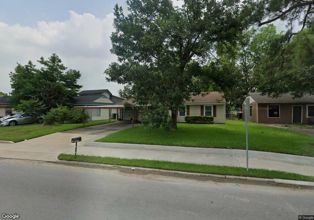 10910 Bentley St, Houston, TX 77093 - photo 1