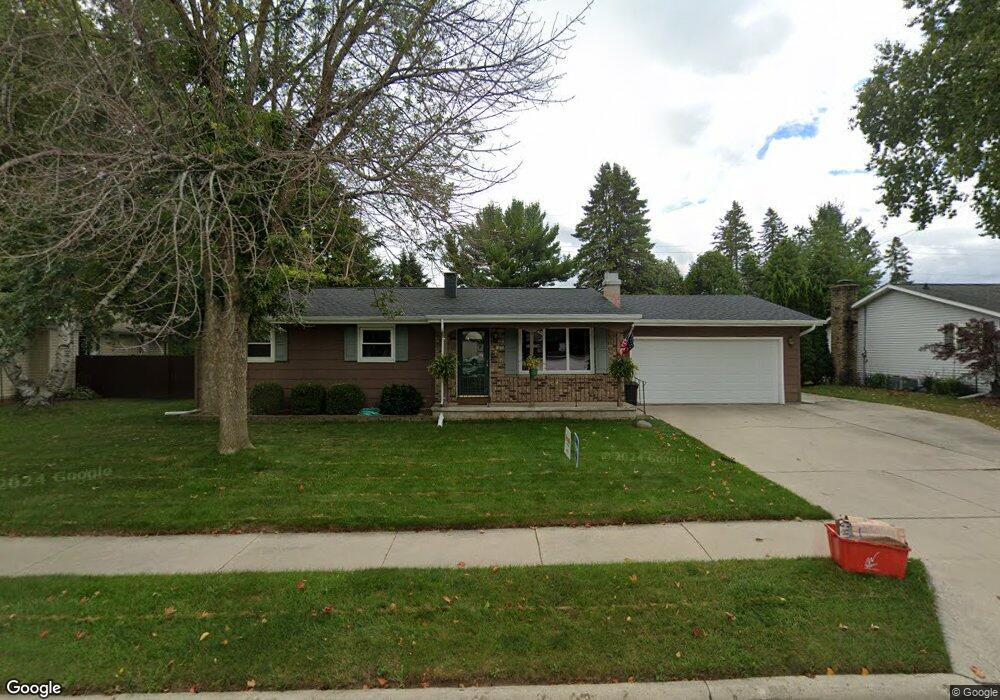 1825 Markham St, Manitowoc, WI 54220 - photo 1