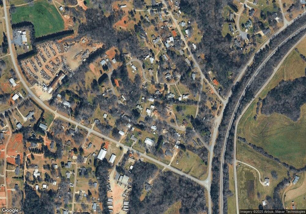 212 Blue Ridge St, Alto, GA 30510 - photo 1