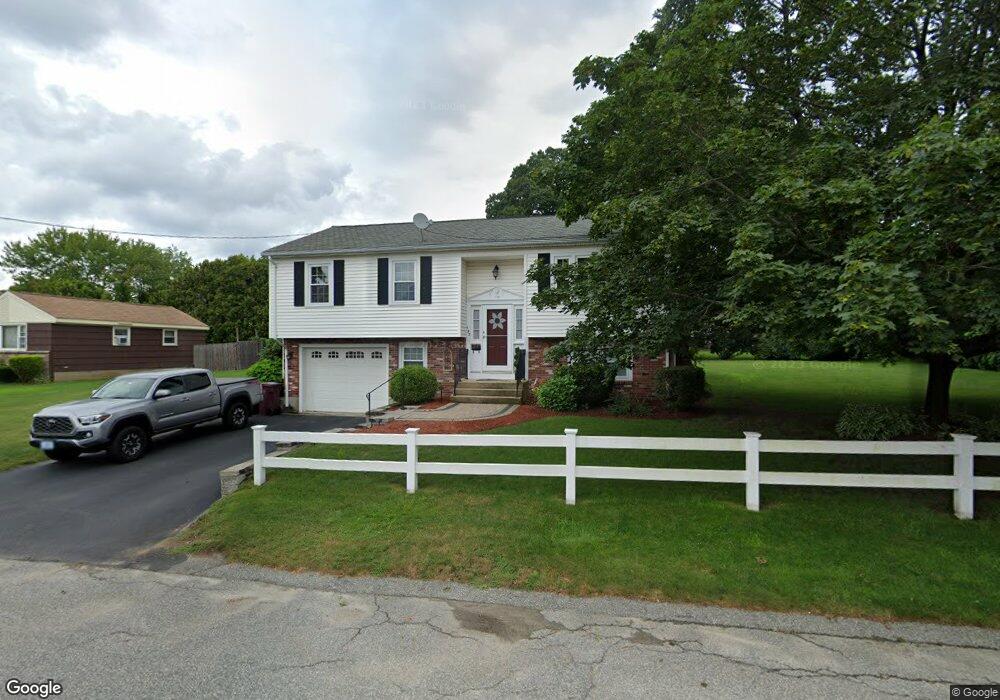 123 Dawn Blvd, Woonsocket, RI 02895 - photo 1