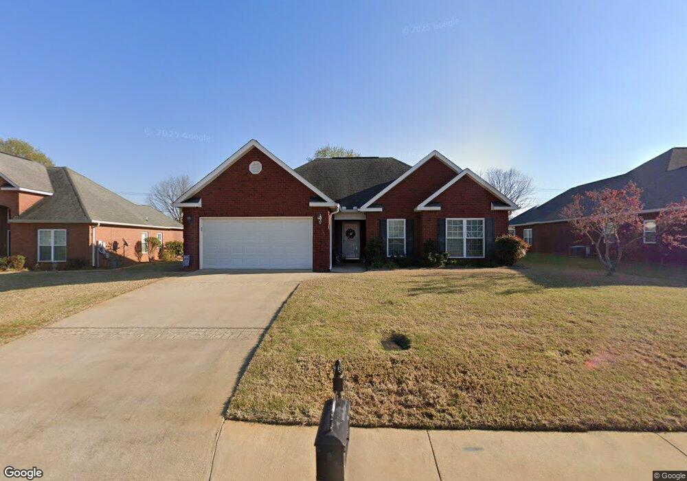 108 Stonebrook Cir, Byron, GA 31008 - photo 1