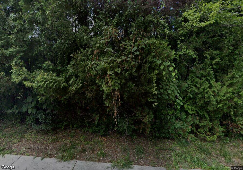 17 East St, Proctor, VT 05765 - photo 1