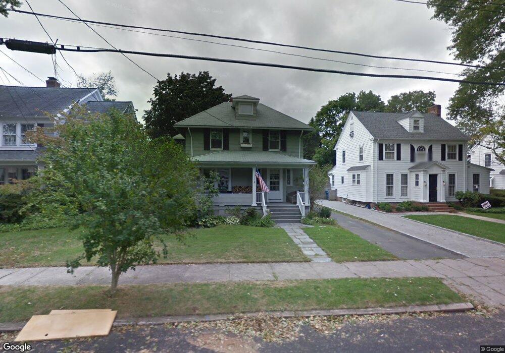 71 Swarthmore St, Hamden, CT 06517 - photo 1