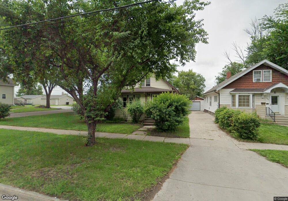 1004 14th St N, Fargo, ND 58102 - photo 1
