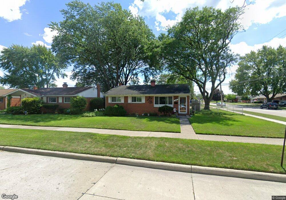 15608 Flanagan St, Roseville, MI 48066 - photo 1