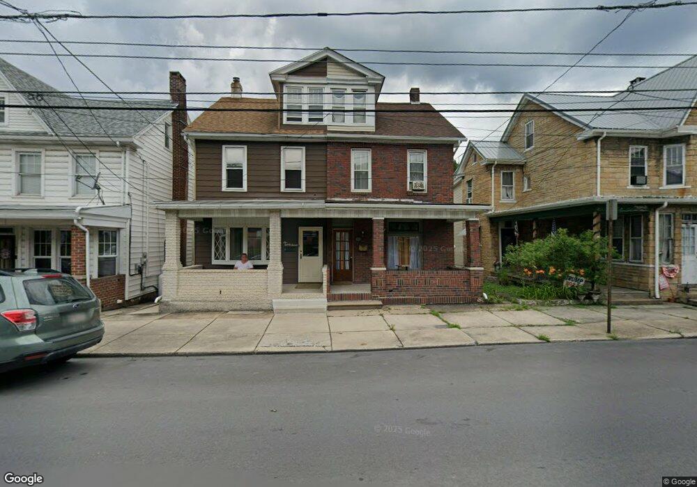 637 E Broad St, Tamaqua, PA 18252 - photo 1