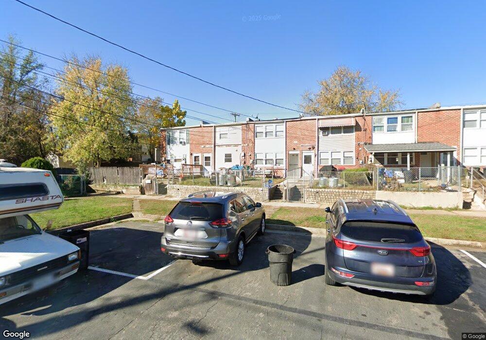 903 Imperial Ct, Halethorpe, MD 21227 - photo 1