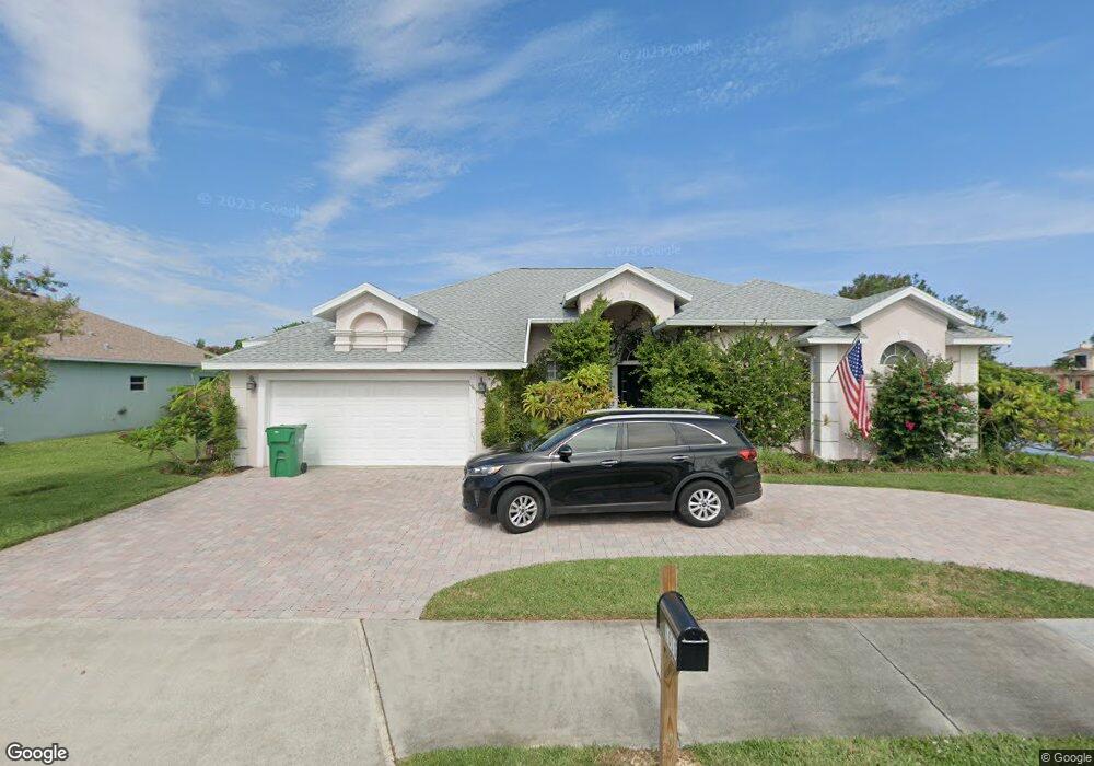 1010 S Brevard Ave, Cocoa Beach, FL 32931 - photo 1