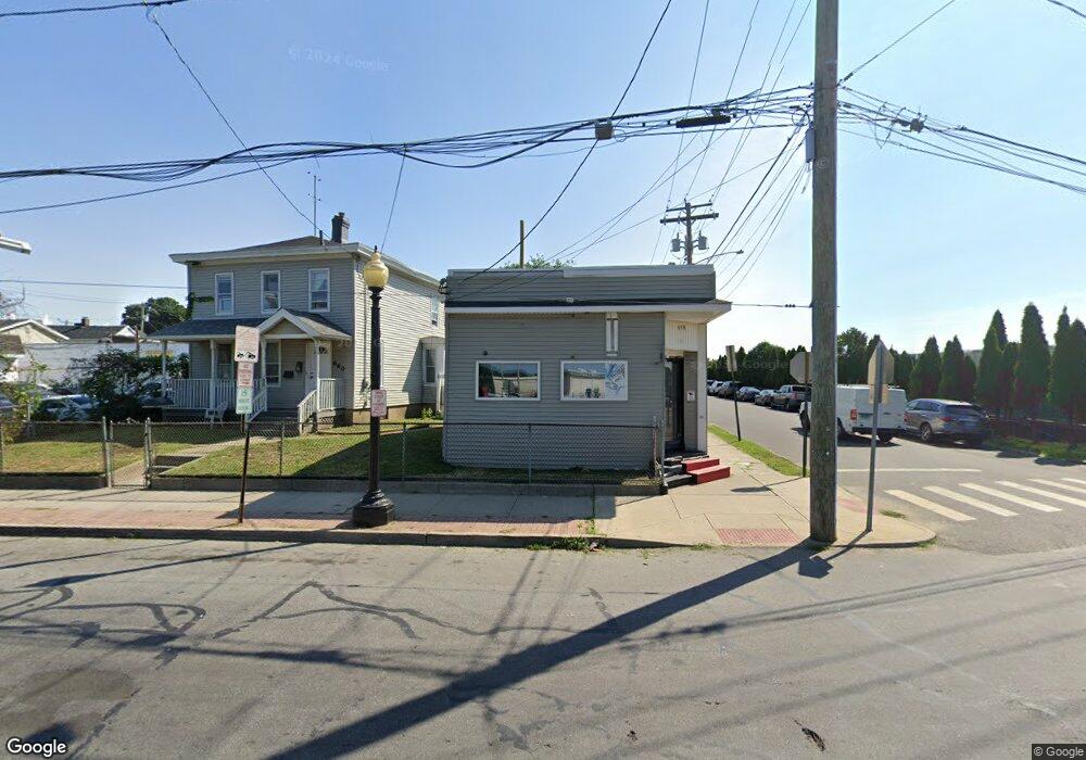 658 Madison Ave unit 660, Bridgeport, CT 06606 - photo 1