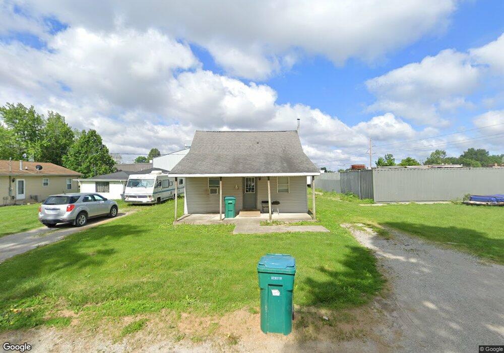 321 N 1st St, Mattoon, IL 61938 - photo 1