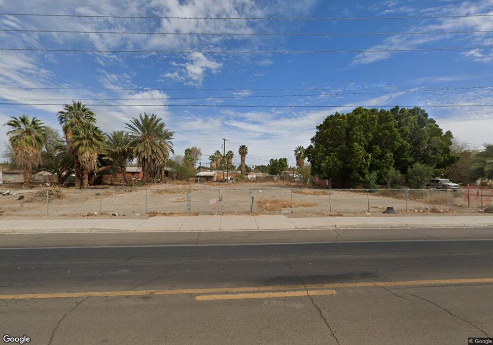 611 S Avenue C, Yuma, AZ 85364 - photo 1